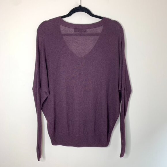 Aritzia Community Sweater Cashmere blend V-neck Pullover Burgundy Size XS - Picture 13 of 15